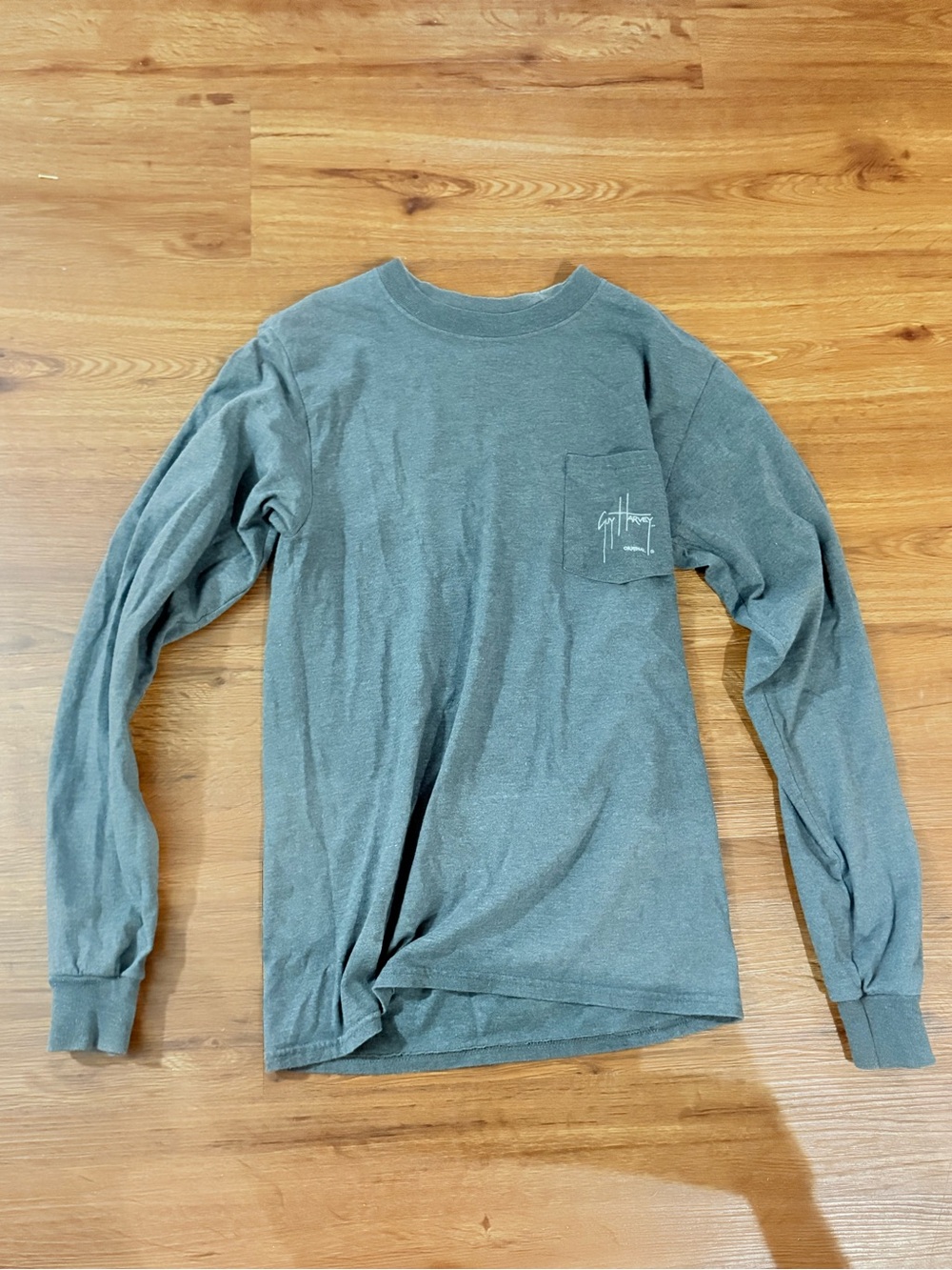 Guy Harvey Long-Sleeve Pocket Tee in Olive